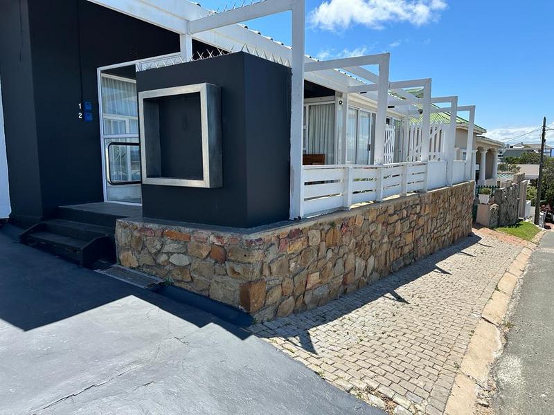 7 Bedroom Property for Sale in Santos Bay Western Cape